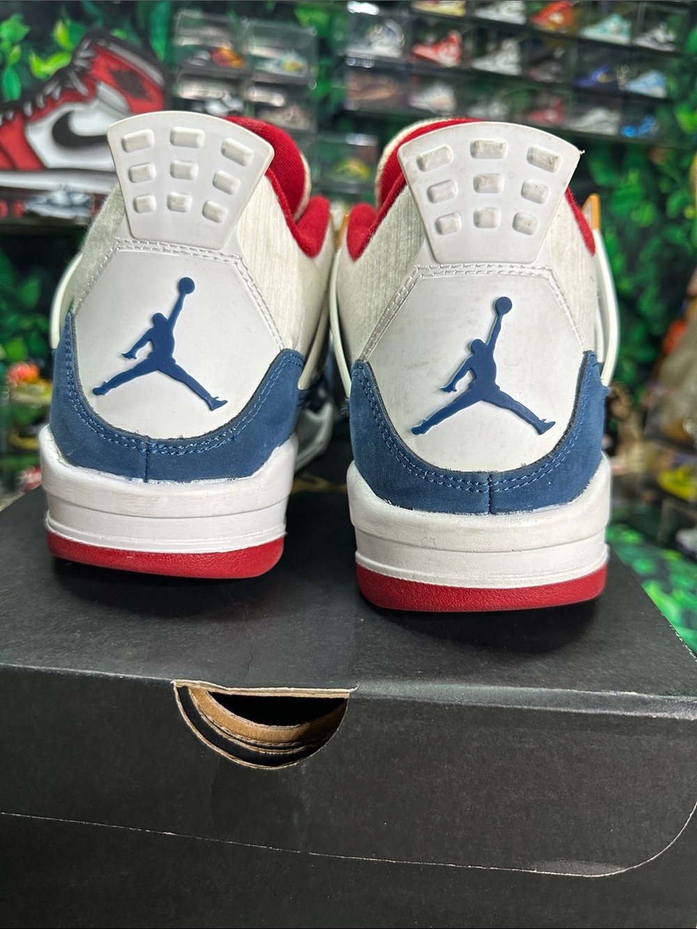 Jordan 4 Retro Messy Room Size 6.5Y/8W - Picture 4 of 7